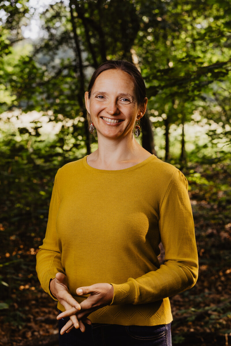 Cornelia Wünsche - Körpertherapie in Bonn, Köln, Offenburg, Koblenz, Siebengebirge, Psychosomatik, Narzissmus, Burn out, Depression, Schmerzen, Migräne, Selbsterfahrung, Kurse